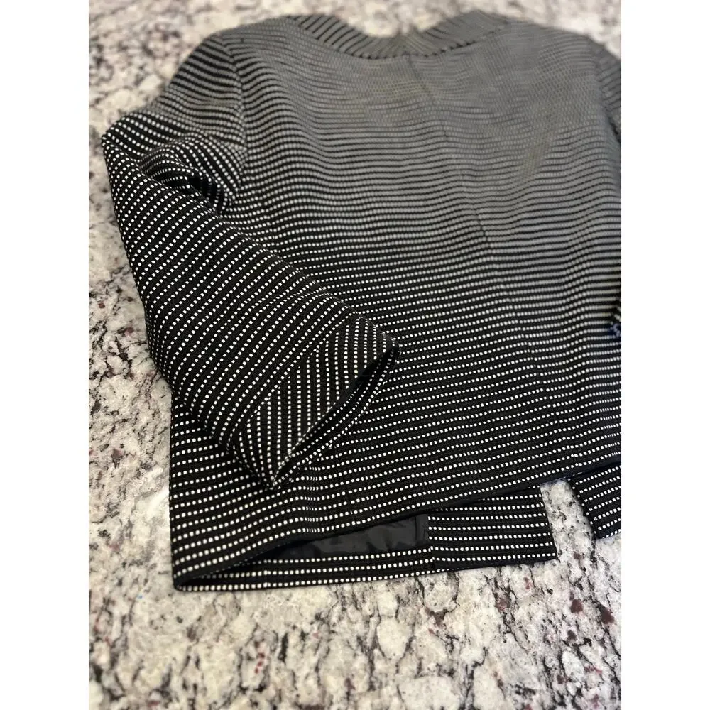 Talbots cropped polka dot blazer jacket size 14 3/4 sleeves black and white - Picture 12 of 12